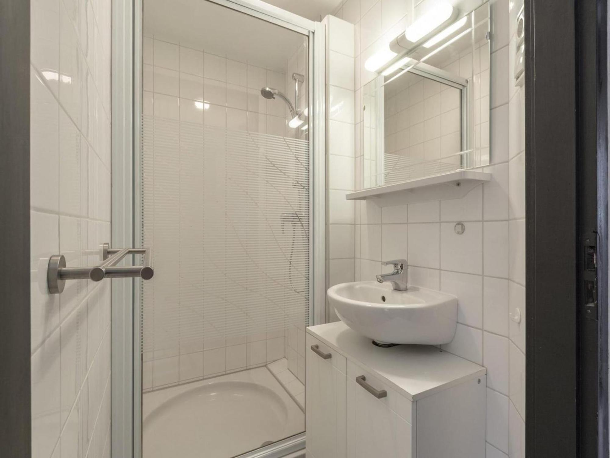 Attractive Bungalow With Modern Furnishings Sint Maartensvlotbrug エクステリア 写真