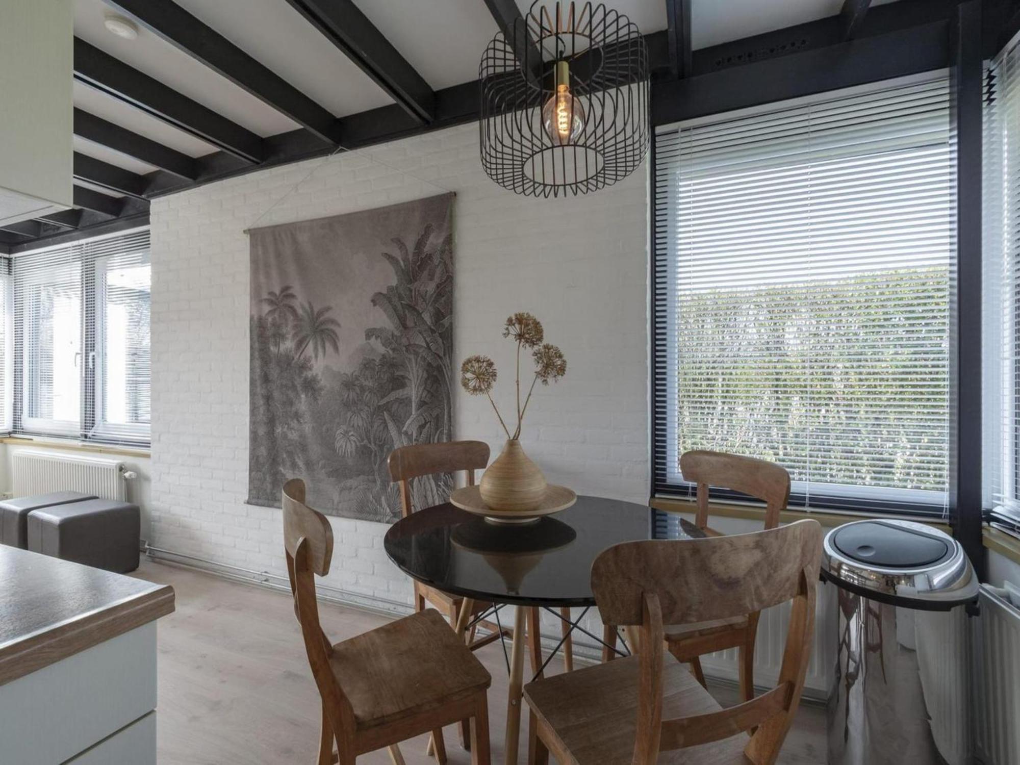 Attractive Bungalow With Modern Furnishings Sint Maartensvlotbrug エクステリア 写真